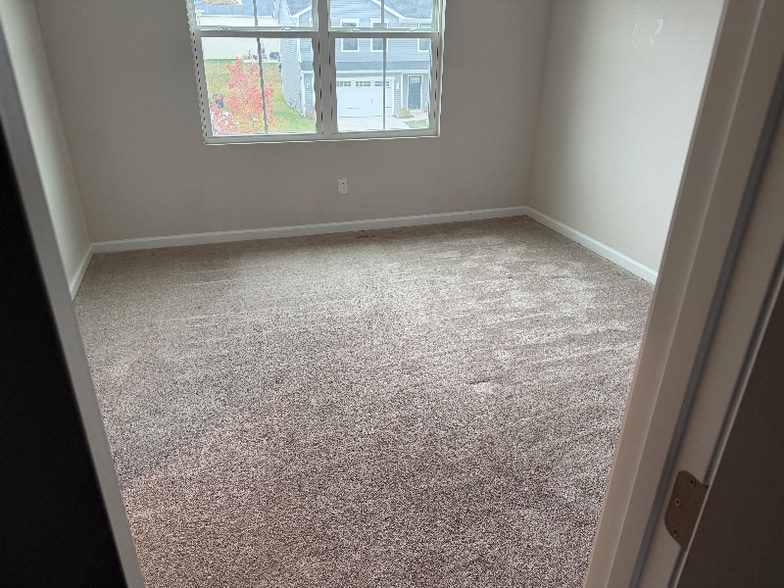 Building Photo - 830 McArthur Dr