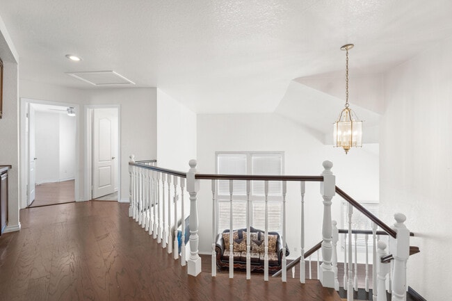 Building Photo - 45322 Pickford Ave