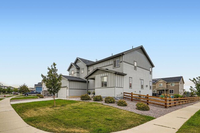 Building Photo - Gorgeous contemporary home in Morgan Hill,...