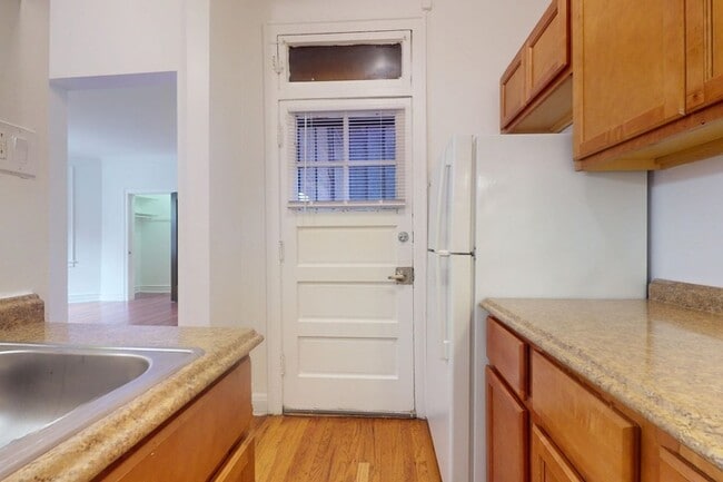 Floorplan - 5415 S. Woodlawn Avenue