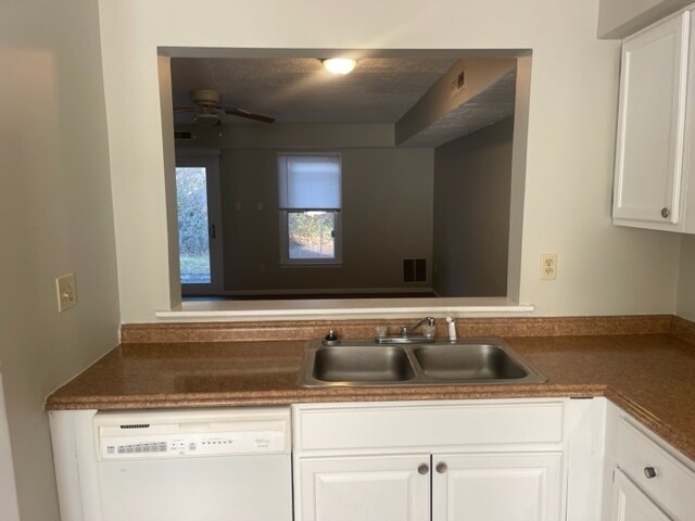 Building Photo - 309 Jo Anns Way