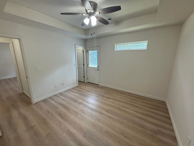 Building Photo - 7382 Noah Ct