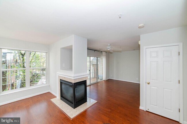 Building Photo - 12715 Fair Crest Ct