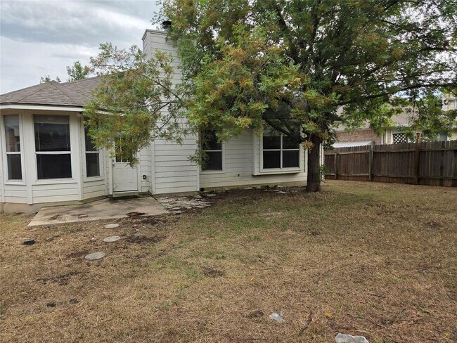 Building Photo - 607 Meadow View Dr