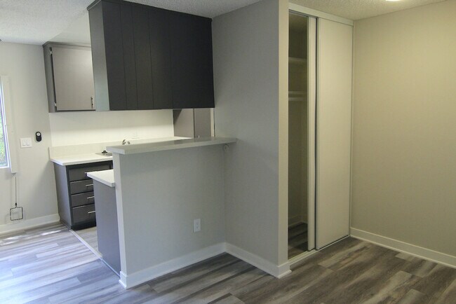 Building Photo - 10600 Victory Blvd