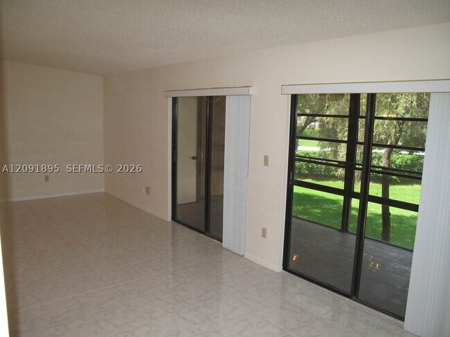 Building Photo - 9940 S Belfort Cir