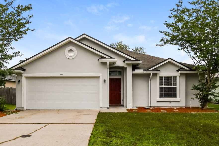 Primary Photo - 45098 Amhurst Oaks Dr