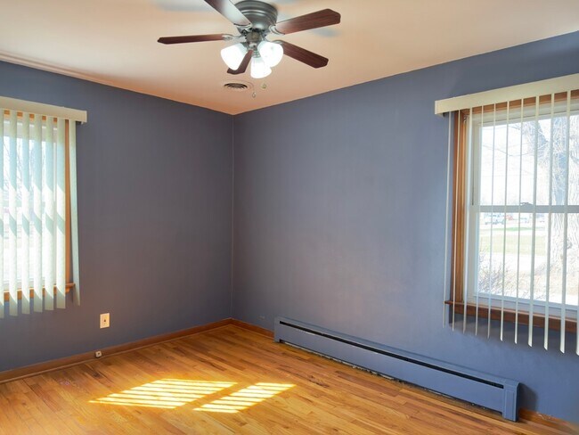 Building Photo - 1311 Theodore St