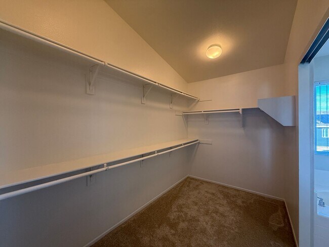 Building Photo - West Lancaster 3 bedroom Home