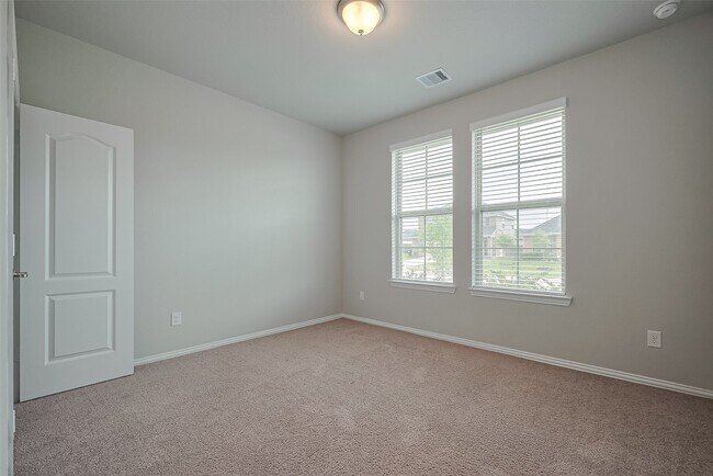 Building Photo - 31415 Conover Dr