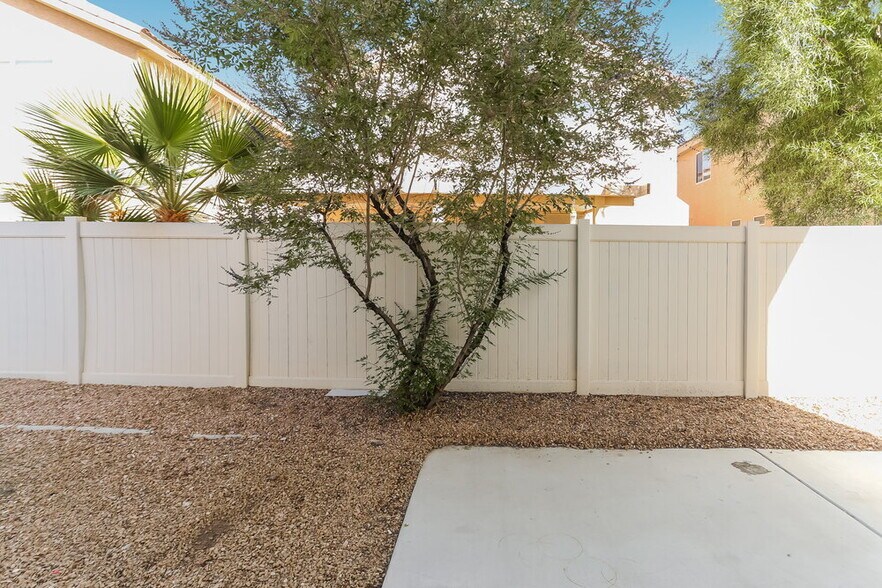 Building Photo - 4512 Sandstone Vista Ct