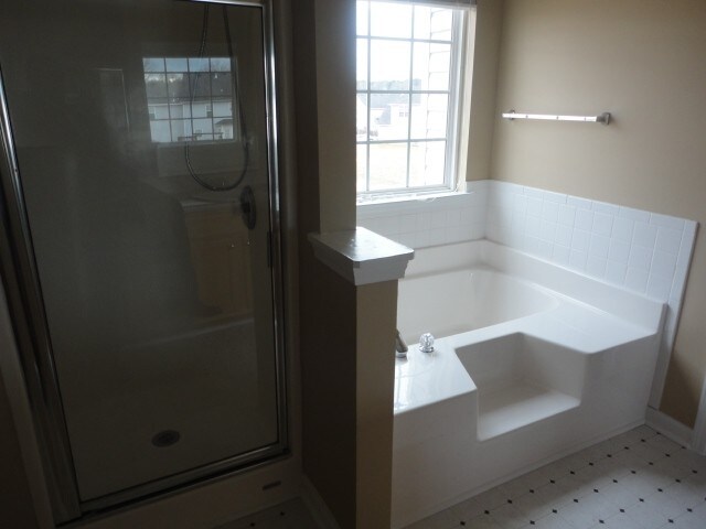 Building Photo - 2951 Aviator Cir