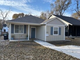 Building Photo - 2921 Decatur St