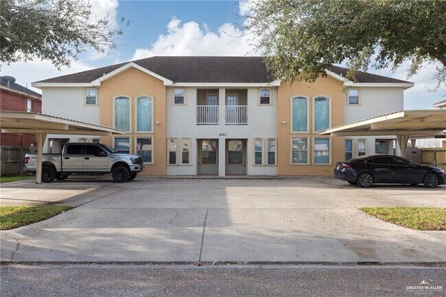 Primary Photo - 1503 W Kiwi Ave