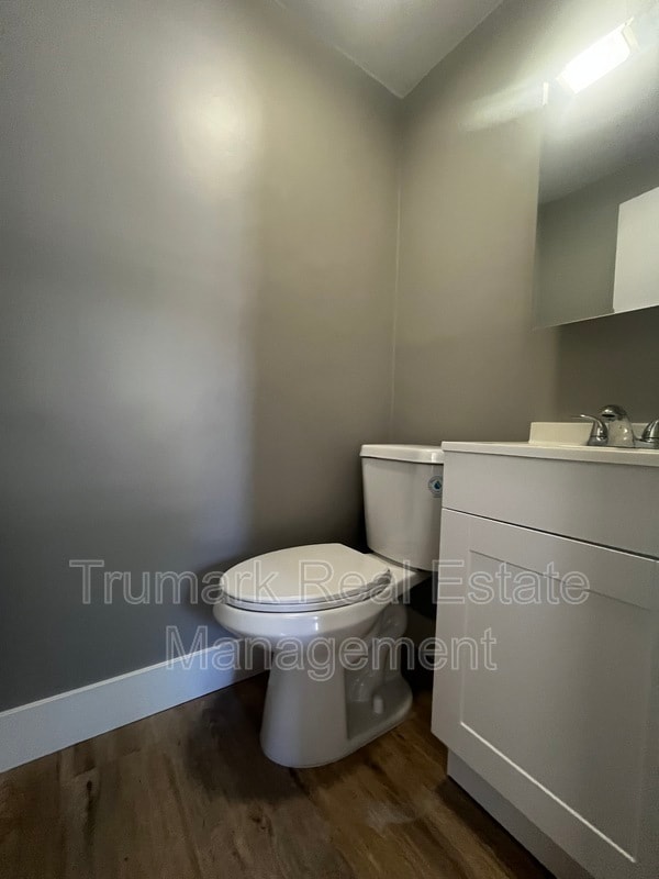 Building Photo - 1349 E Elizabeth St