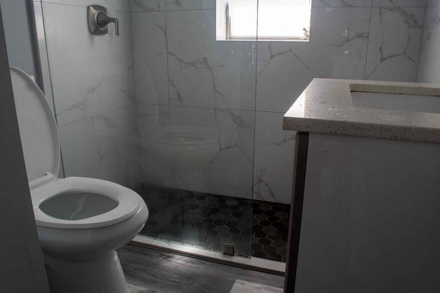 Building Photo - 1652 NW 1st St