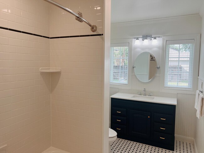 Building Photo - 2916 21st St