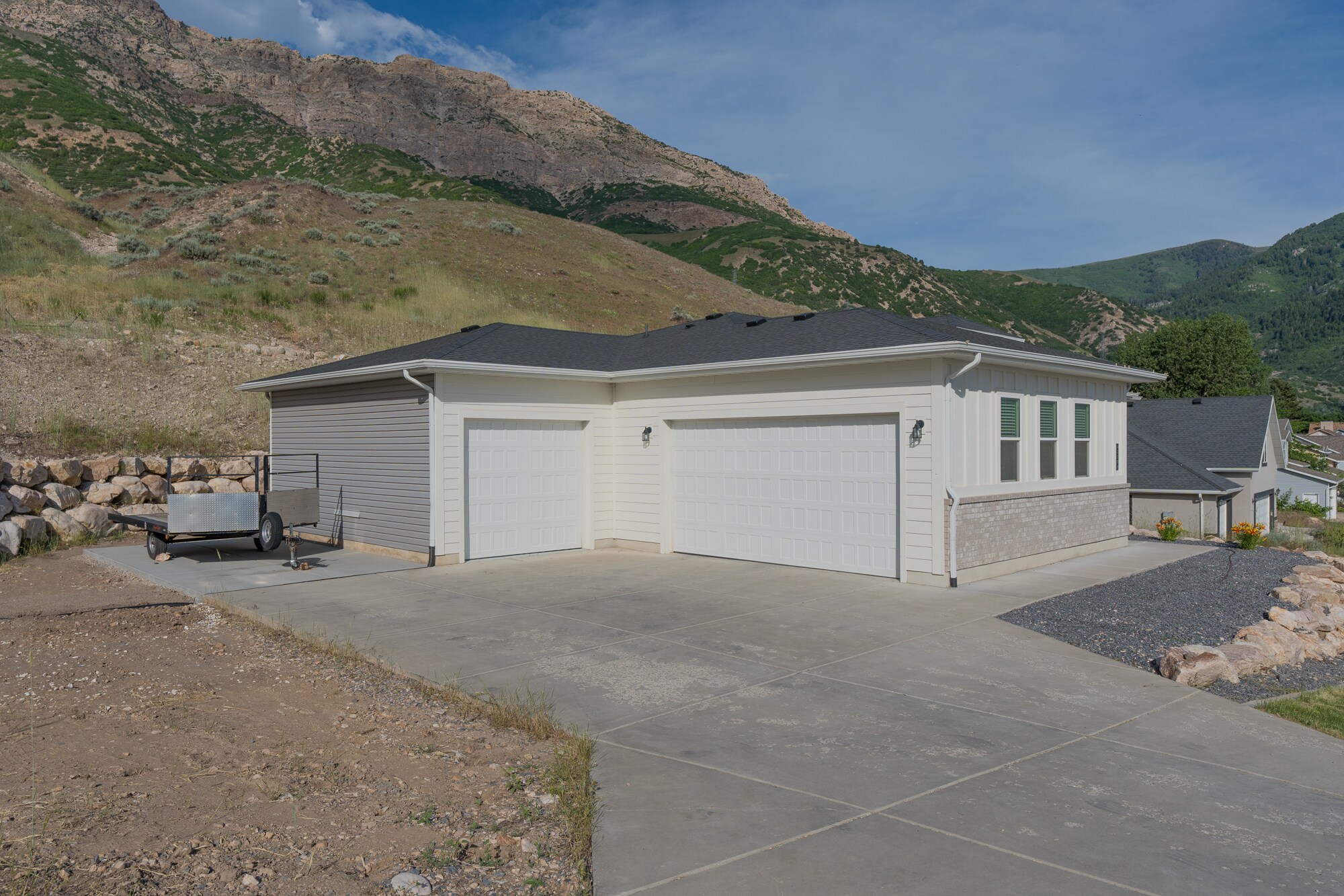 Building Photo - 3264 Mountain Rd