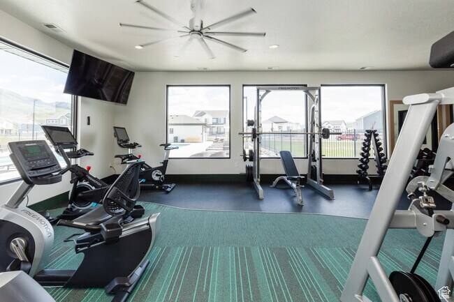 Building Photo - 413 S 1540 E