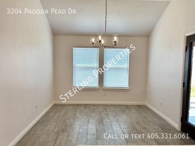 Building Photo - 3204 Pagoda Pead Dr