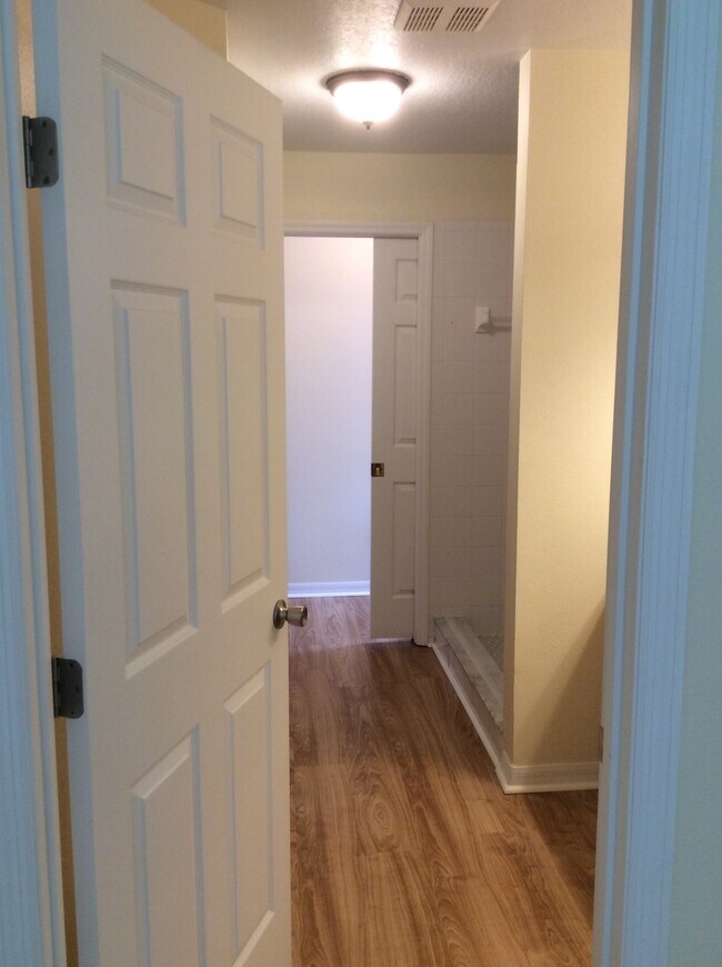 Building Photo - 4254 Whistlewood Cir