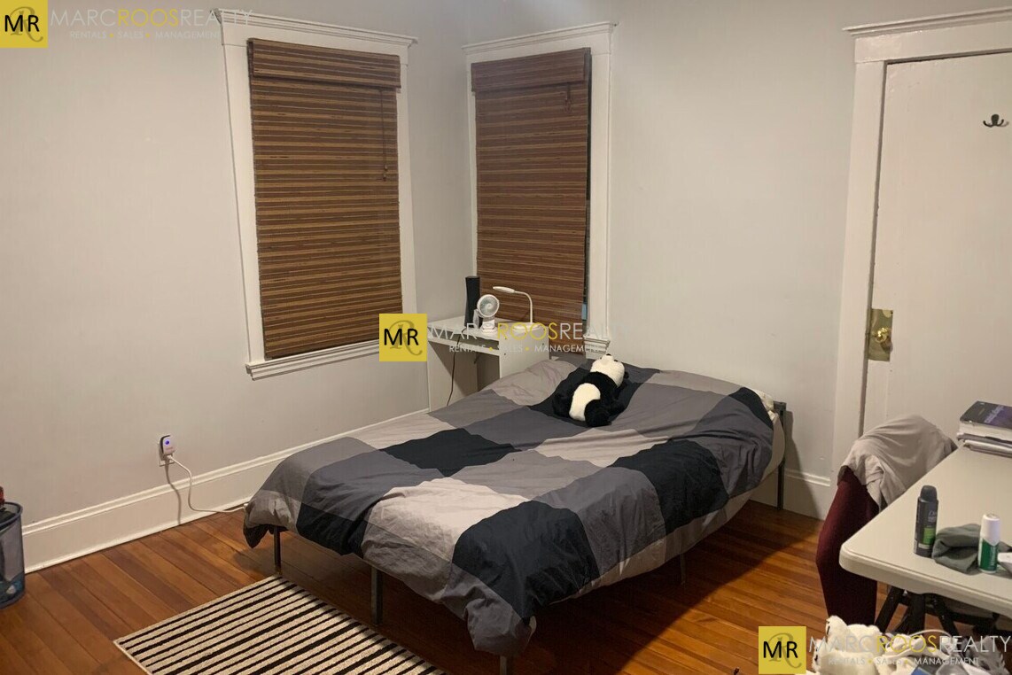 Building Photo - 96 Chestnut Hill Ave