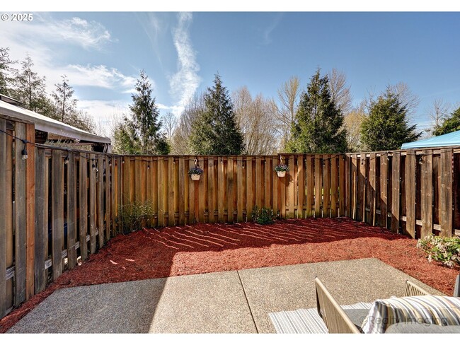 Building Photo - Evergreen Park Townhouse