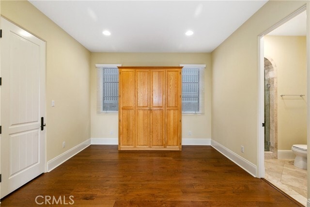 Building Photo - 633 21st St