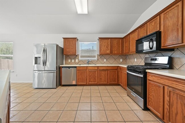 Building Photo - 123 Loon Lake Dr