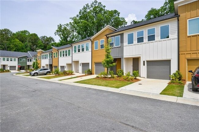 Building Photo - 1624 Gunnin Trce NW