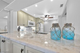 Building Photo - 1083 Forest Lakes Dr