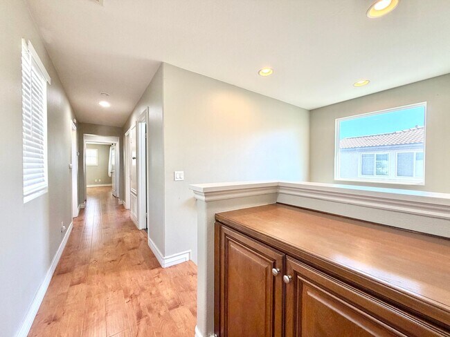 Building Photo - Modern Murrieta Living: Spacious 3-Bedroom Home in Griffith Place