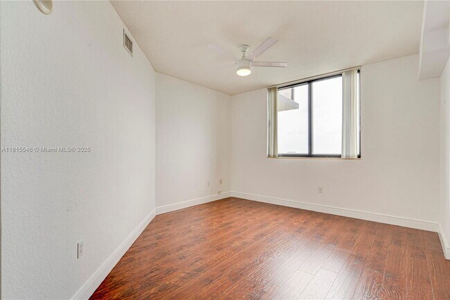 Building Photo - 2301 SW 27th Ave