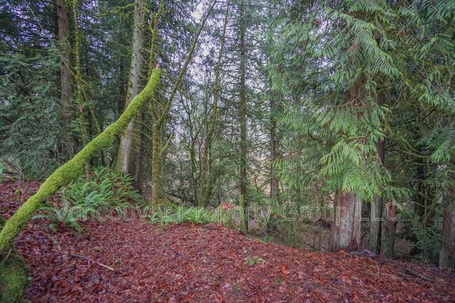 Building Photo - 745 S 21st Pl