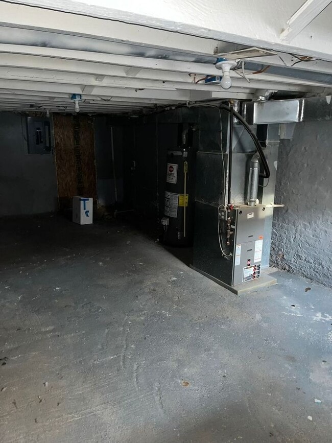 Building Photo - 414 N Bouldin St