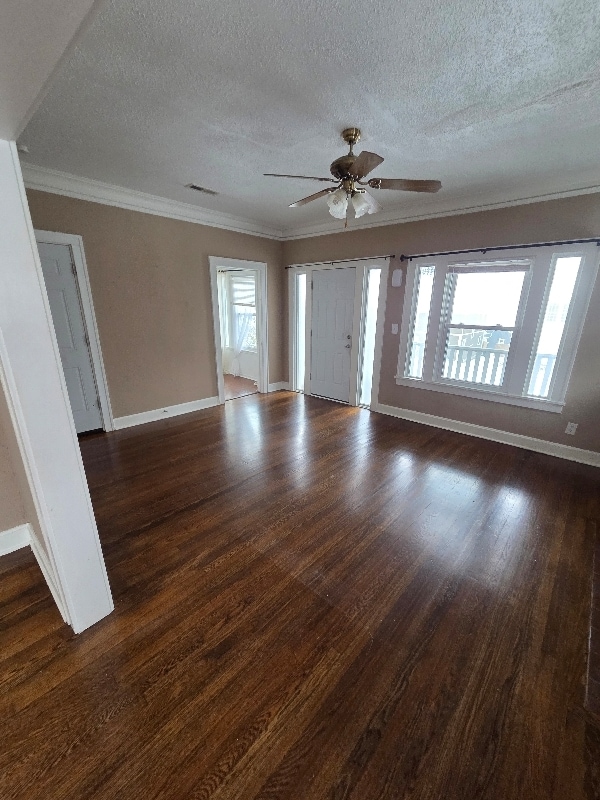 Building Photo - 5921 Harrison St