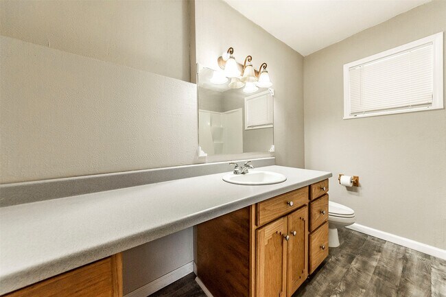 Building Photo - 2835 Beverly Rd