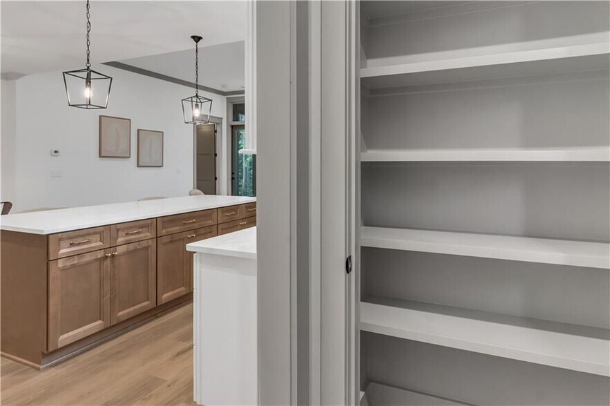 Building Photo - 54 Villa Rd