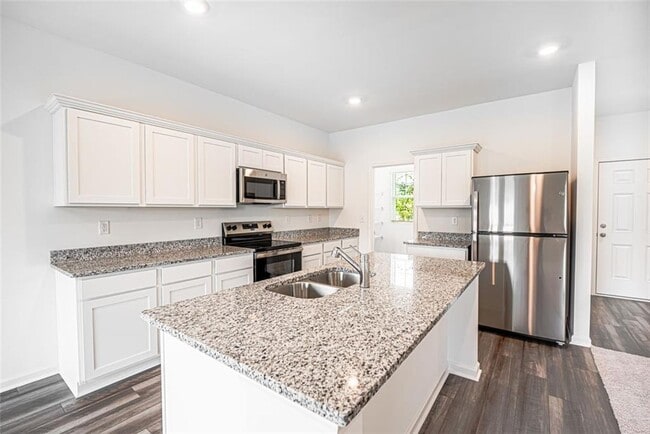 Building Photo - 243 Casteel Ln