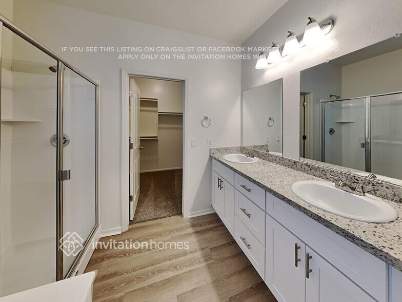 Building Photo - 16868 W Ironwood St