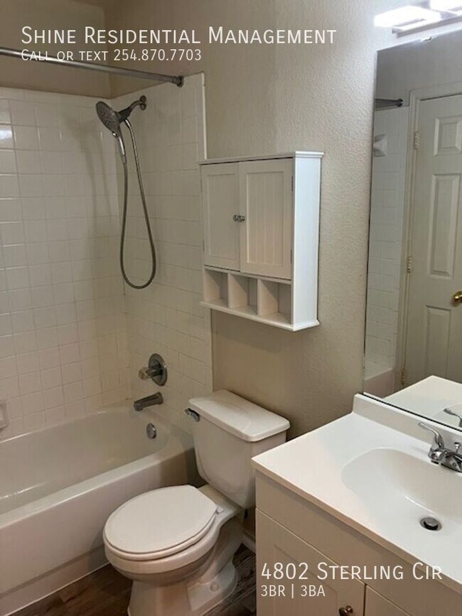 Building Photo - 4802 Sterling Cir