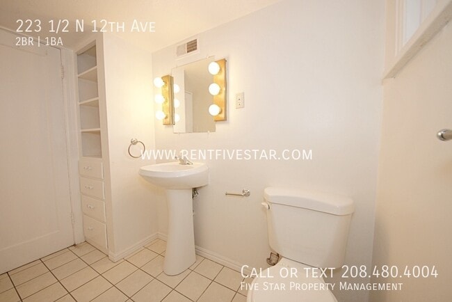 Building Photo - 223 1/2 N 12th Ave-
