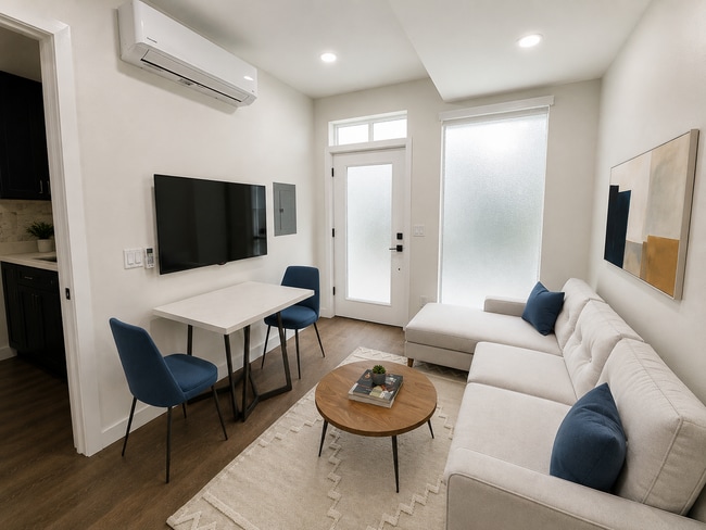 Interior Photo - Ocean Breeze