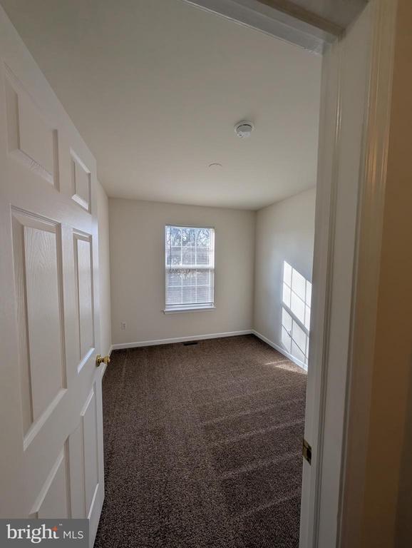 Building Photo - 322 Caribou Ln