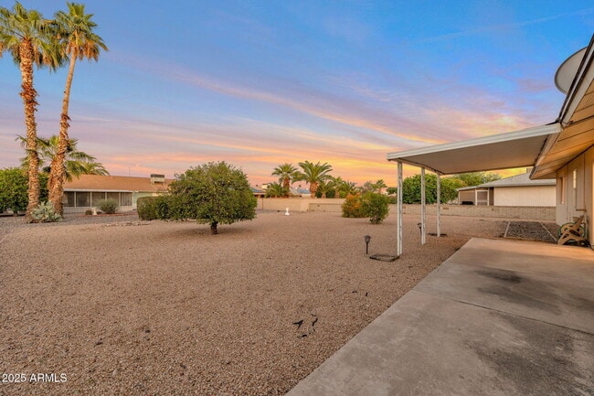 Building Photo - 9822 W Silver Bell Dr