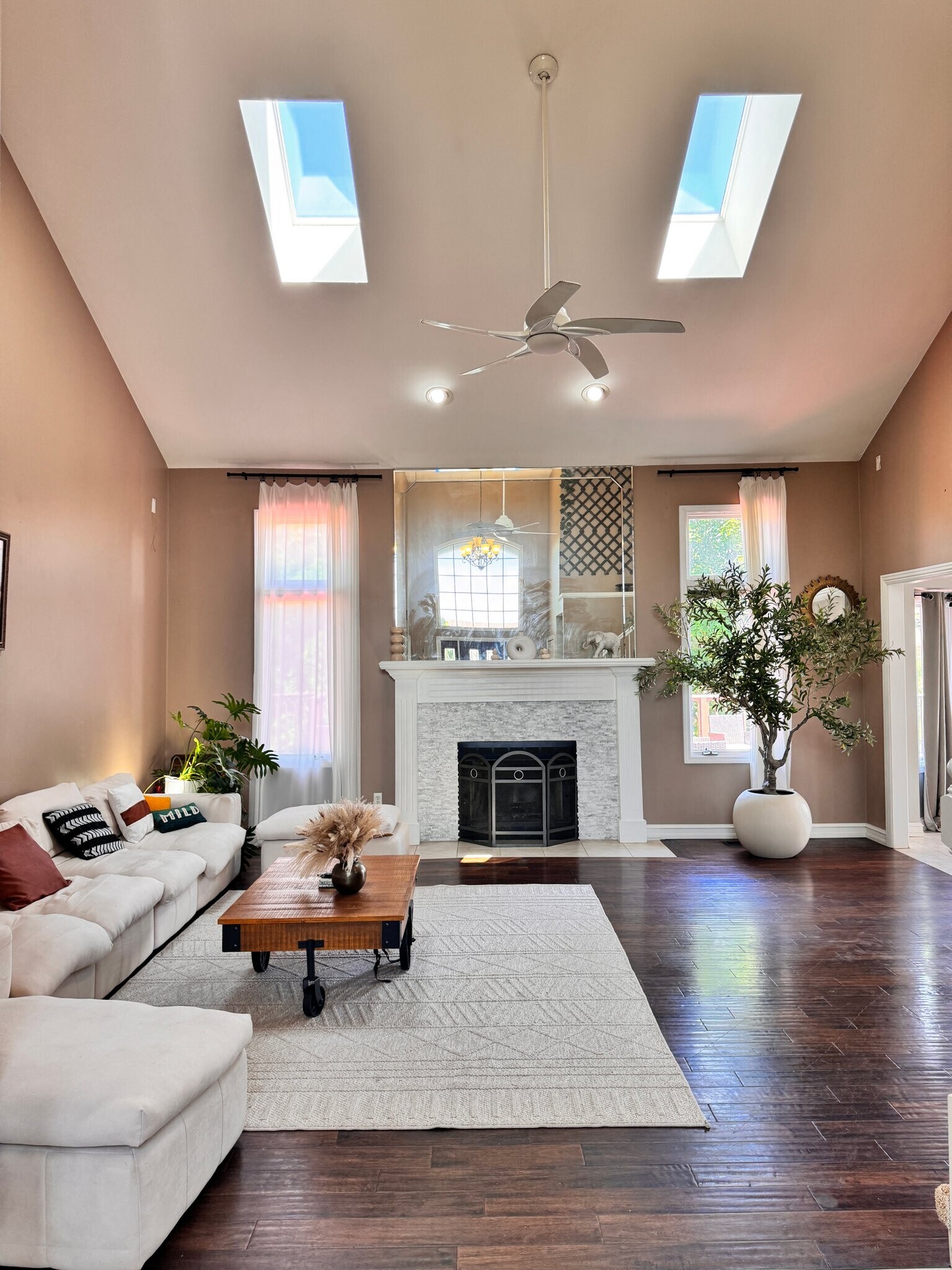 Building Photo - 51460 Blue Spruce Dr