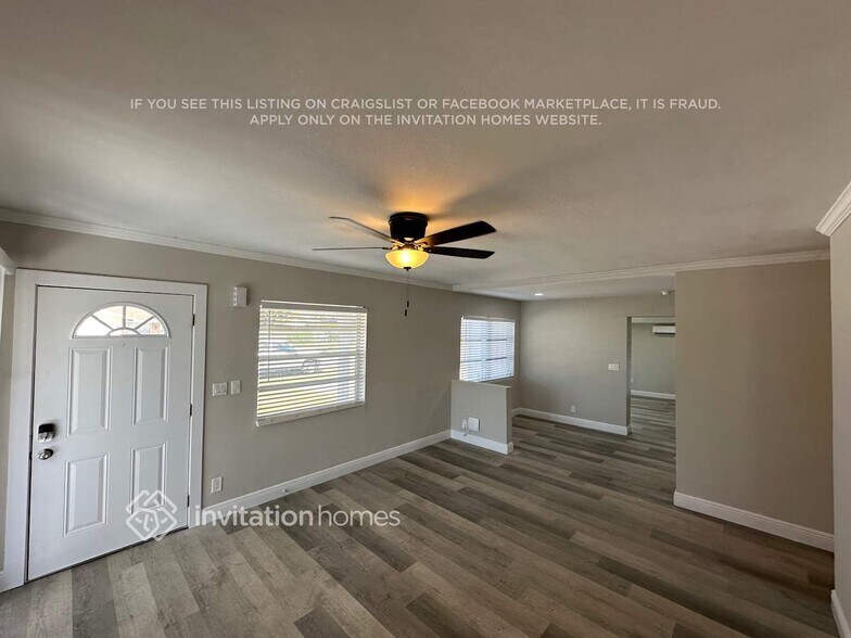 Building Photo - 1018 S 12th St