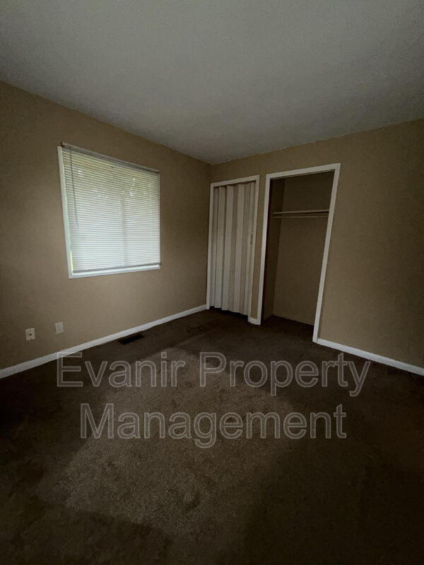 Building Photo - 5176 Rucks Rd