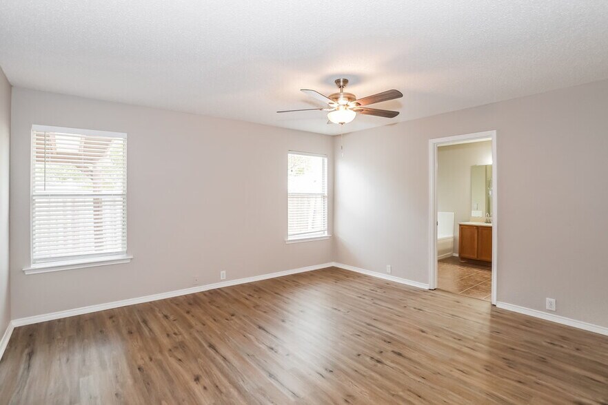 Building Photo - 3316 Bentgate Ct