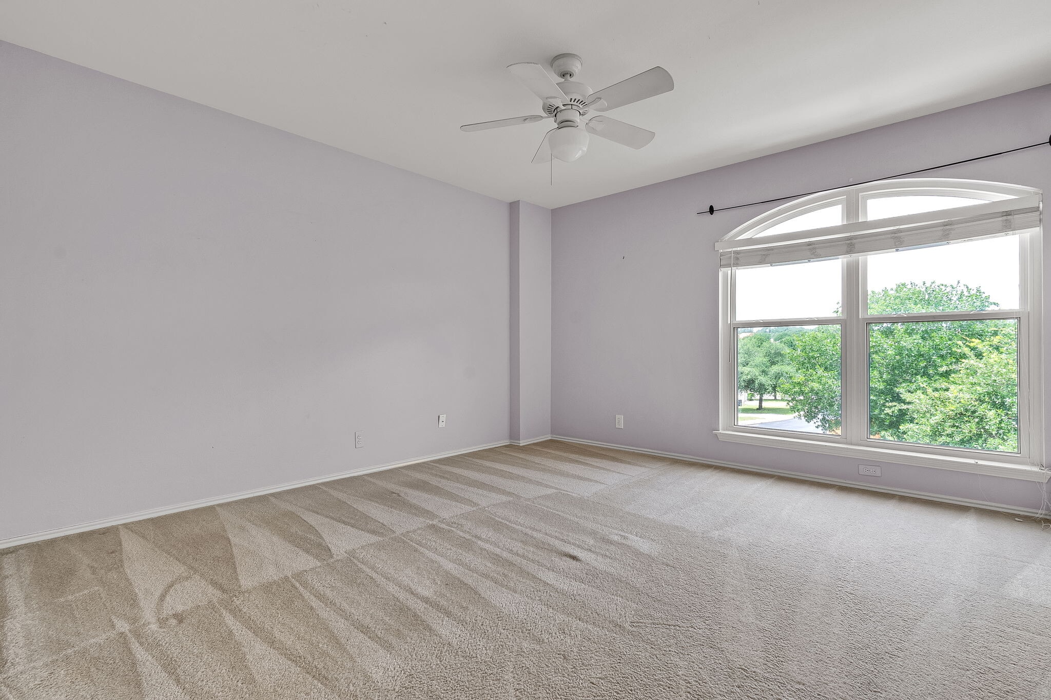 Building Photo - 21539 Encino Lookout